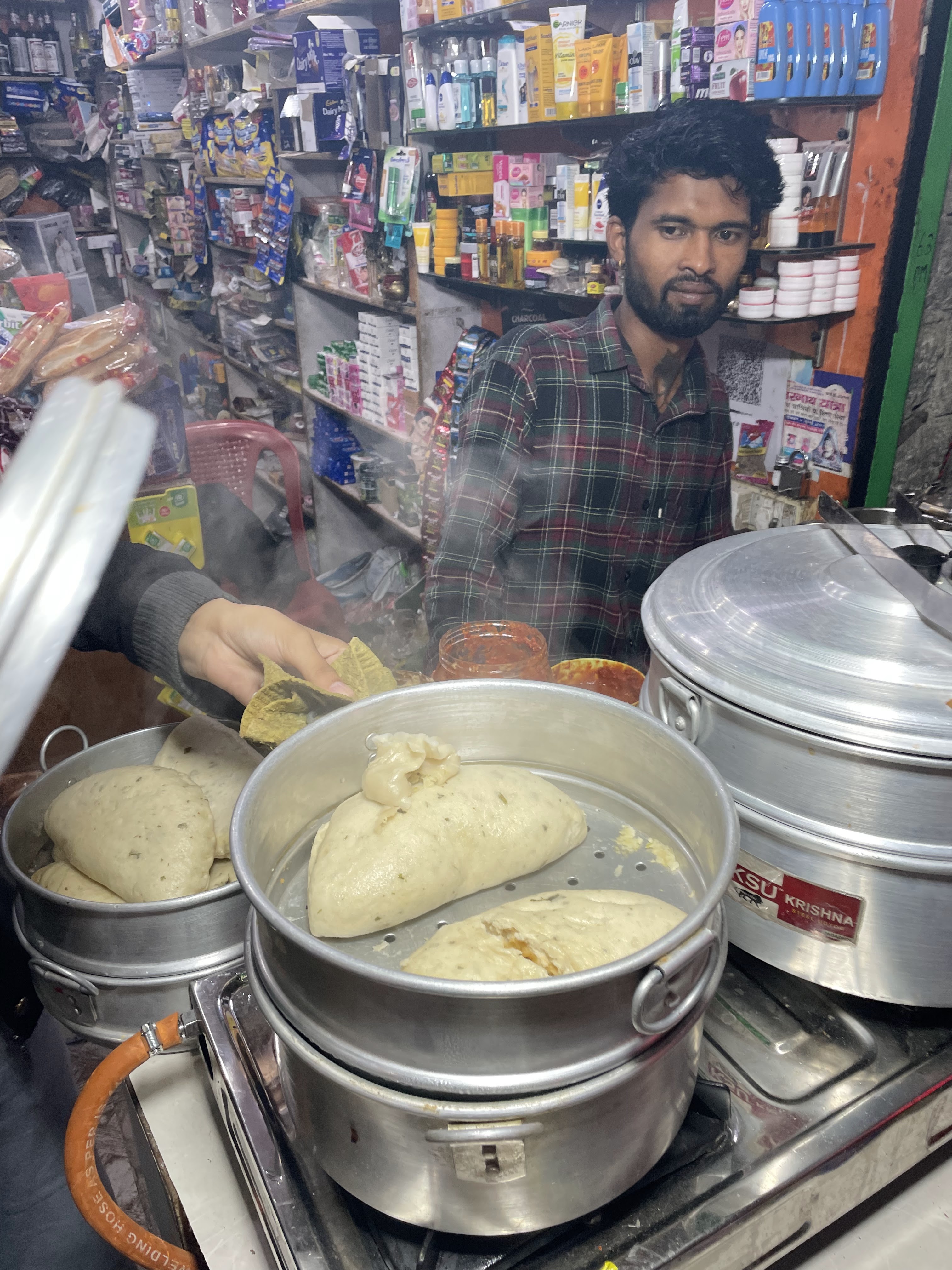 Himachal food in Manali, siddu