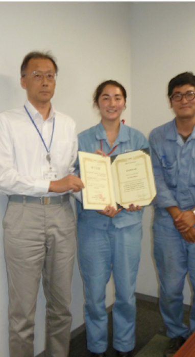 Mina Blume with her co-workers from the Materials Research Department at IHI