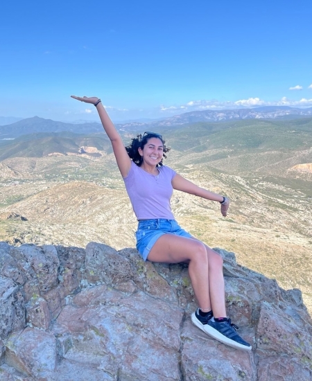 Bella at Peña de Bernal