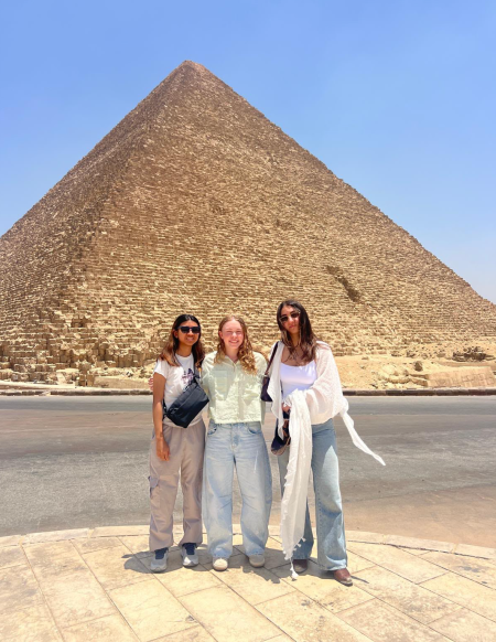 Layla with other MISTI students at the pyramids